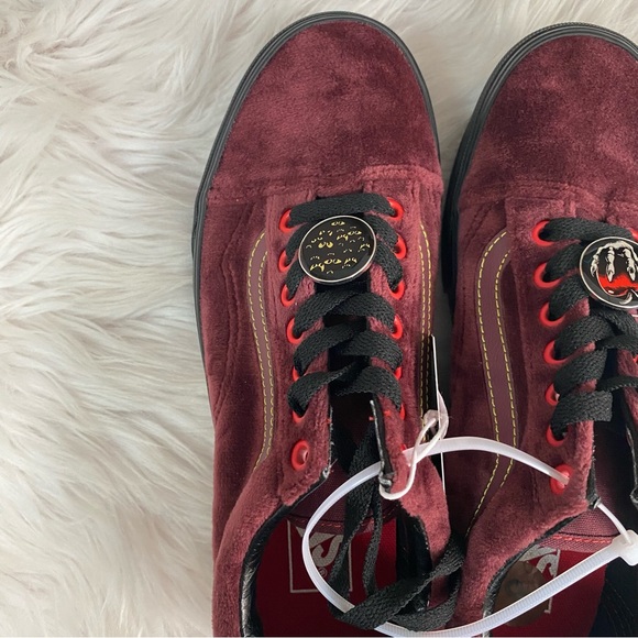 DISNEY x VANS Old Skool Stackform Sneakers - Picture 10 of 12